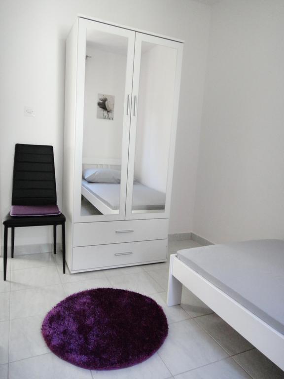 Apartments Blu Mare Sevid Exterior photo